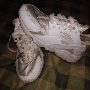 Women's sneakers